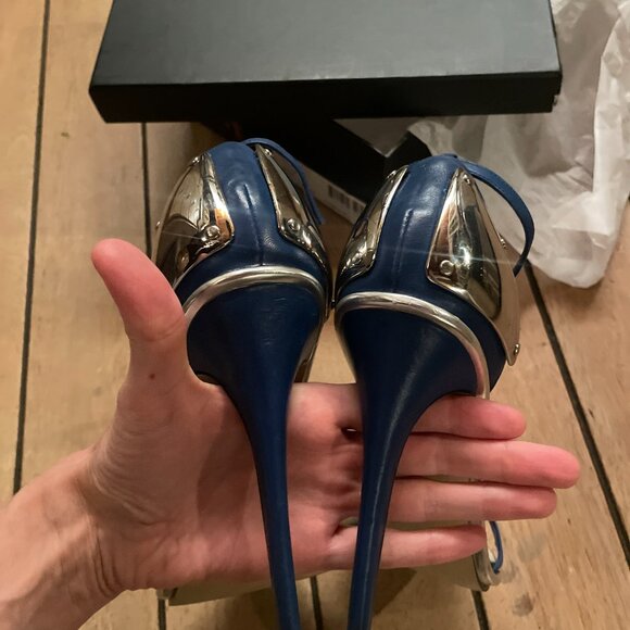 MIA Limited Edition "Lenny" Heels - Picture 10 of 13